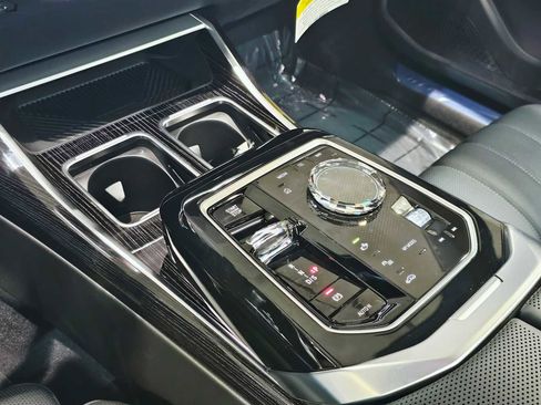 New 2025 BMW 740i xDrive 740i xDrive w/ Executive Package image 17