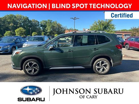 Used 2023 Subaru Forester Touring AWD/4WD image 5