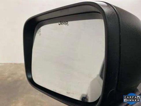 Used 2022 Jeep Renegade Latitude AWD/4WD image 84