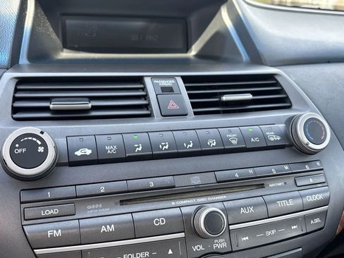 Used 2012 Honda Accord EX image 17