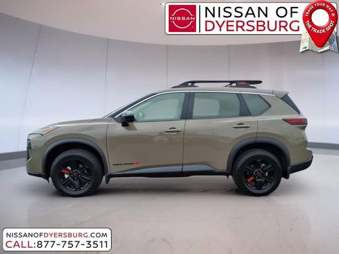 Used 2025 Nissan Rogue SV AWD/4WD image 6