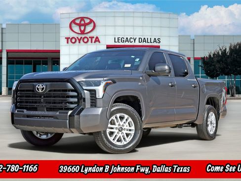 Used 2025 Toyota Tundra SR w/ SR Tow Package AWD/4WD image 1