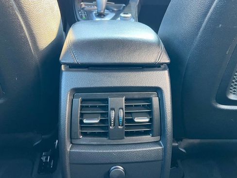 Used 2013 BMW 335i Sedan w/ Technology Pkg image 26