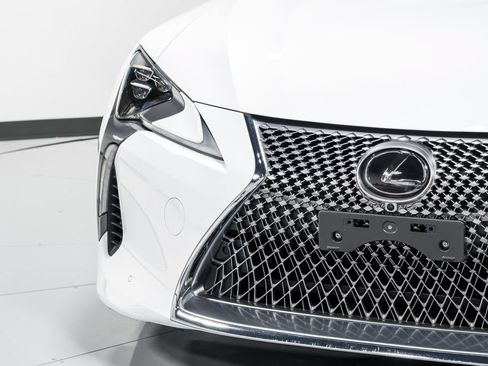 Used 2024 Lexus LC 500 Convertible w/ Touring Package RWD image 43