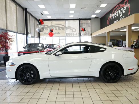 Used 2018 Ford Mustang Premium w/ Equipment Group 201A RWD image 5