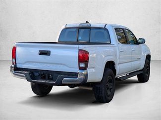 Used 2018 Toyota Tacoma SR5 video 2