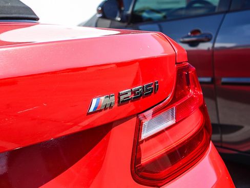 Used 2016 BMW M235i Convertible RWD image 12