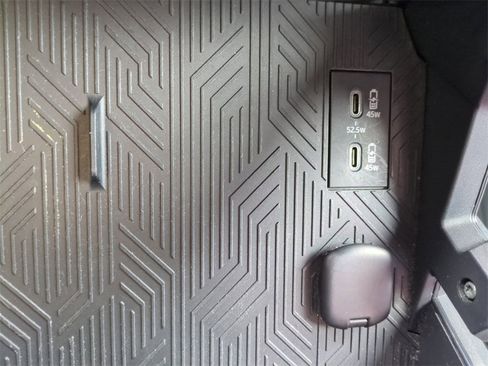 Used 2024 Toyota Tacoma SR5 image 22