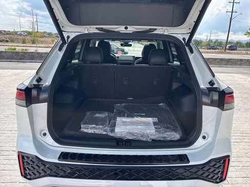 New 2026 Volkswagen Tiguan SE R-Line AWD/4WD image 26