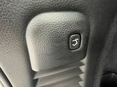 Used 2025 Dodge Durango GT AWD/4WD image 7
