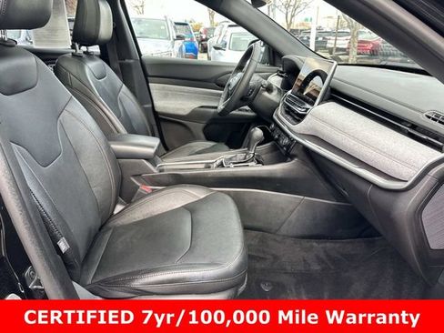 Certified 2023 Jeep Compass Latitude w/ Sun and Sound Group AWD/4WD image 11