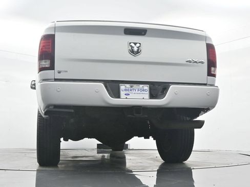 Used 2018 RAM 2500 Laramie w/ Sport Appearance Group AWD/4WD image 32