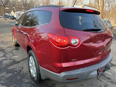 Used 2012 Chevrolet Traverse LT image 7