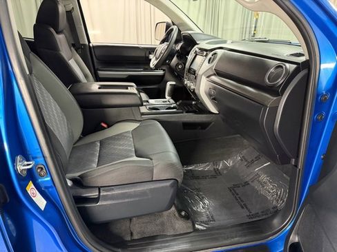 Used 2018 Toyota Tundra SR5 w/ TRD Off Road Package image 7