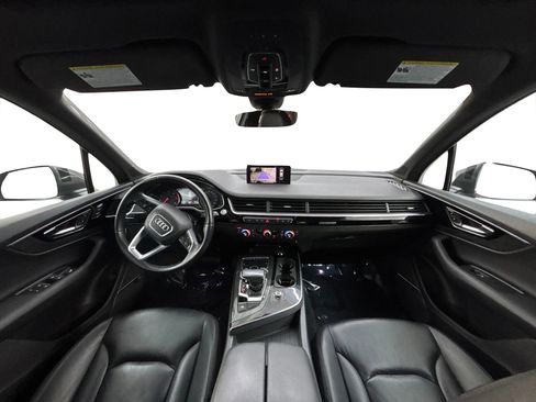 Used 2018 Audi Q7 3.0T Premium Plus w/ Premium Plus Package image 17