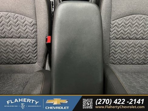 Used 2023 Chevrolet Equinox LT image 34