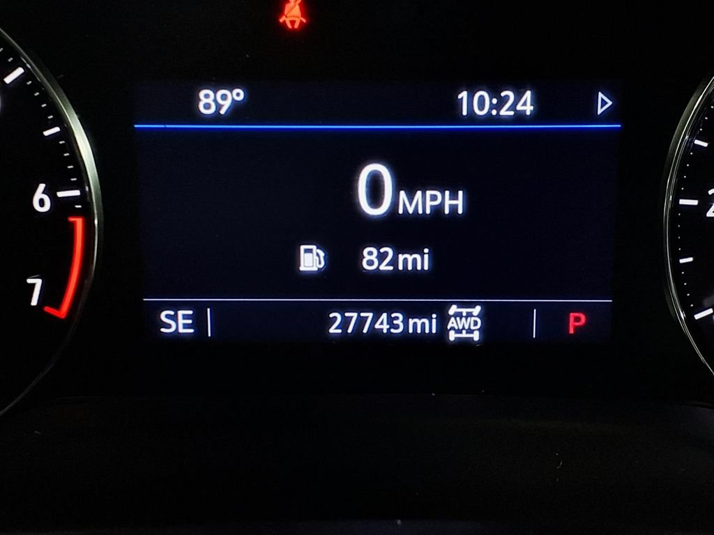 Used 2023 Buick Envision Preferred AWD/4WD image 17