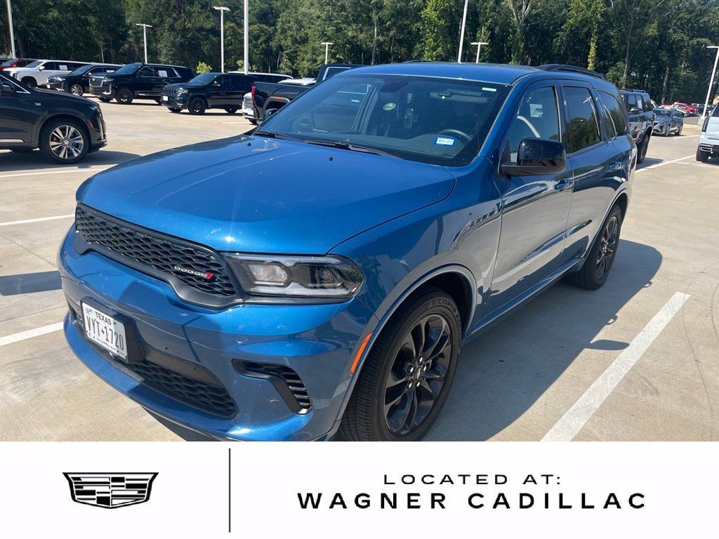 Used 2025 Dodge Durango GT w/ Blacktop Package RWD image 1