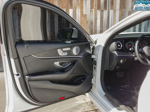 Used 2018 Mercedes-Benz E 300 4MATIC image 10