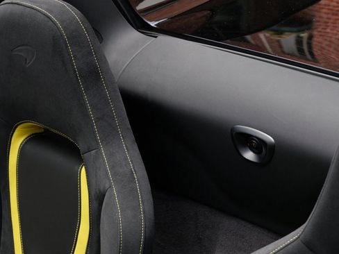 Used 2023 McLaren 720S Performance image 18