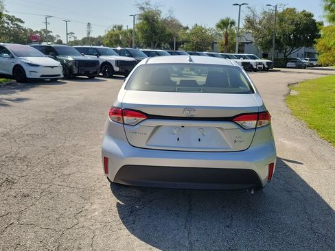 New 2026 Toyota Corolla LE FWD image 5