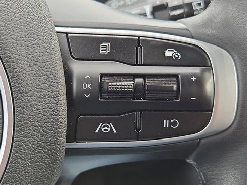 Certified 2023 Kia Sportage EX image 31