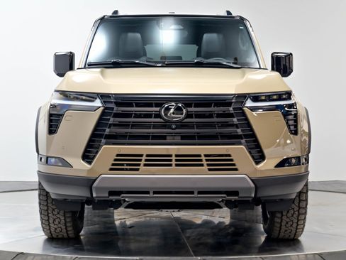 Used 2025 Lexus GX 550 AWD/4WD image 46