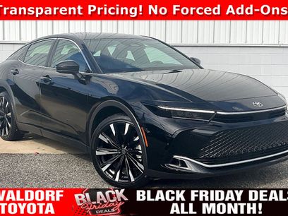 Used 2025 Toyota Crown Platinum