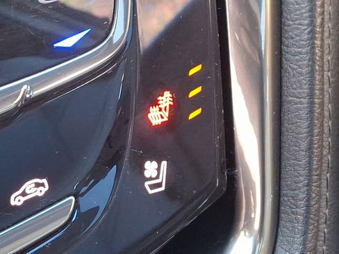 Used 2019 Cadillac CTS Luxury image 32