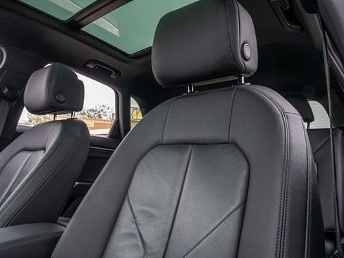 Used 2021 Audi Q3 2.0T Premium w/ Convenience Package image 25