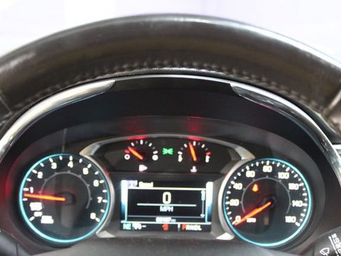 Used 2018 Chevrolet Malibu LT w/ True North Edition FWD image 18