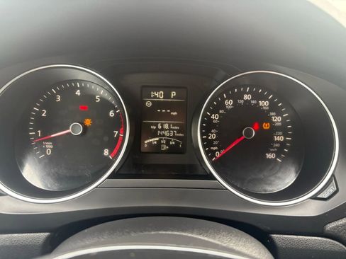 Used 2015 Volkswagen Jetta SE image 17