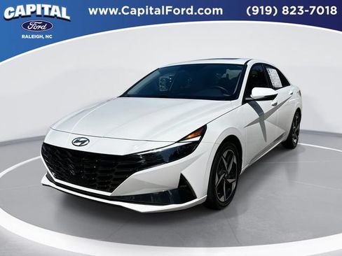 Used 2023 Hyundai Elantra Limited w/ Cargo Package FWD image 1