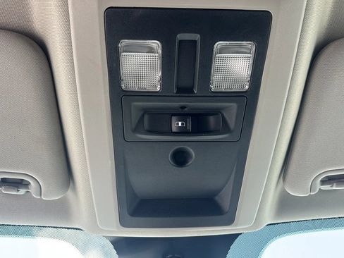 Used 2018 RAM 2500 SLT AWD/4WD image 25