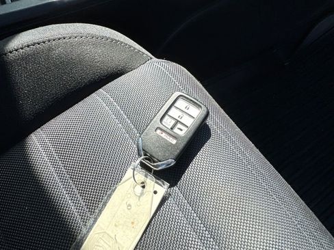 Certified 2019 Honda CR-V EX image 36
