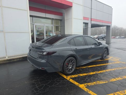 Used 2025 Toyota Camry XSE w/ Premium Plus Package image 3