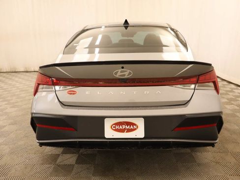Used 2026 Hyundai Elantra SEL Sport Premium w/ Cargo Package FWD image 5