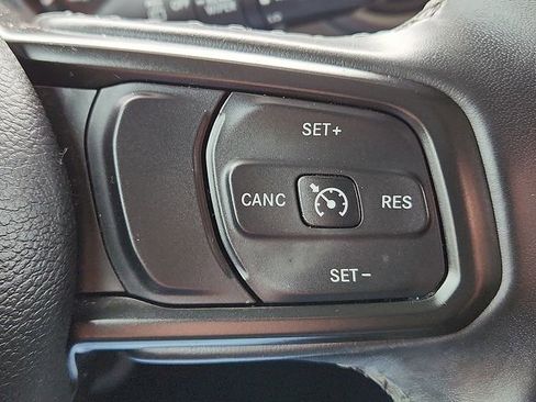Used 2021 Jeep Wrangler Sport AWD/4WD image 17