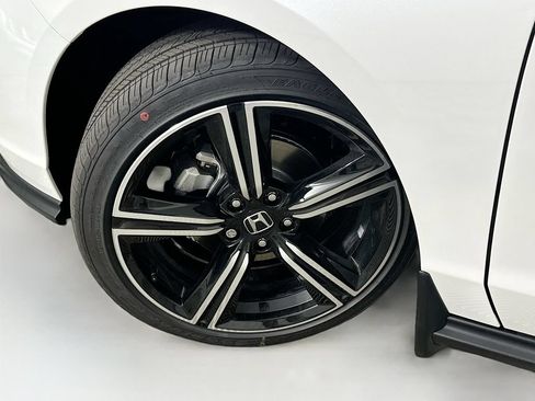 Used 2026 Honda Accord SE image 24