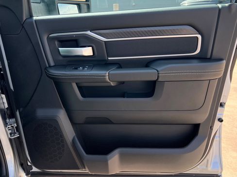 New 2026 RAM 2500 Big Horn AWD/4WD image 22