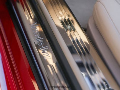 Used 2017 Mercedes-Benz SL 450 image 57