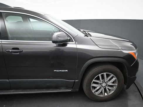 Used 2017 GMC Acadia SLE AWD/4WD image 19