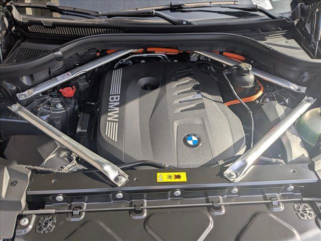 Used 2026 BMW X5 xDrive50e w/ M Sport Package AWD/4WD image 18