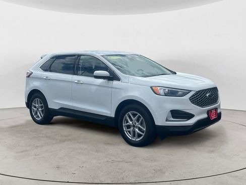 Used 2024 Ford Edge SEL AWD/4WD image 7