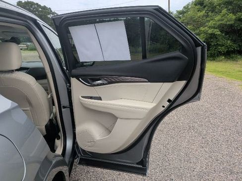 Used 2023 Buick Envision Avenir FWD image 11