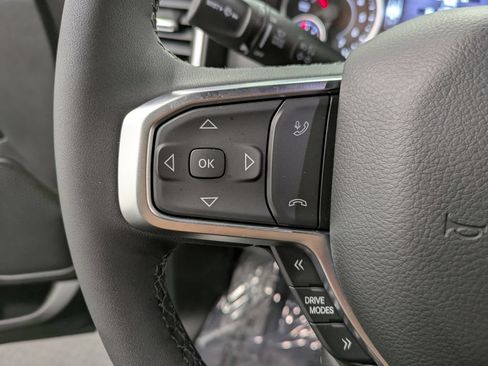 Used 2025 RAM 1500 Big Horn AWD/4WD image 19