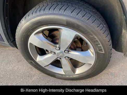 Used 2014 Jeep Grand Cherokee Limited w/ Luxury Group II image 19