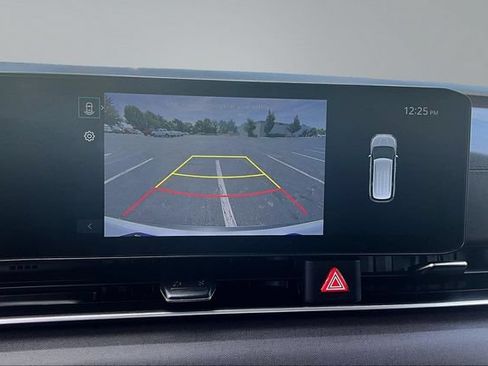 Used 2026 Kia Carnival EX FWD image 14