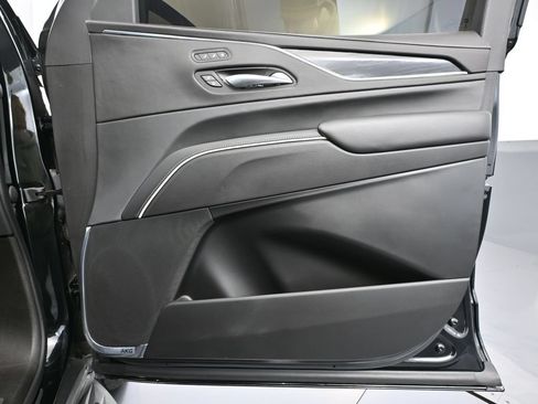 Used 2021 Cadillac Escalade Sport w/ LPO, Illumination Package AWD/4WD image 45