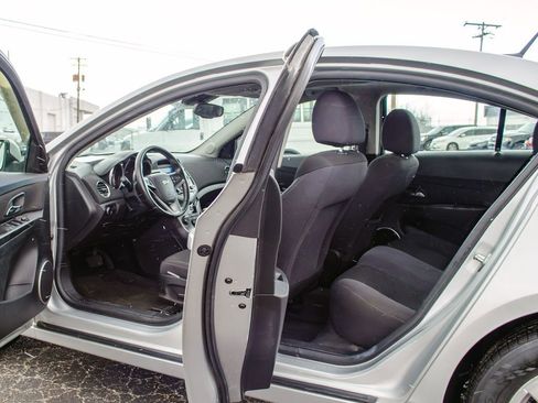 Used 2012 Chevrolet Cruze LT w/ All-Star Edition image 7